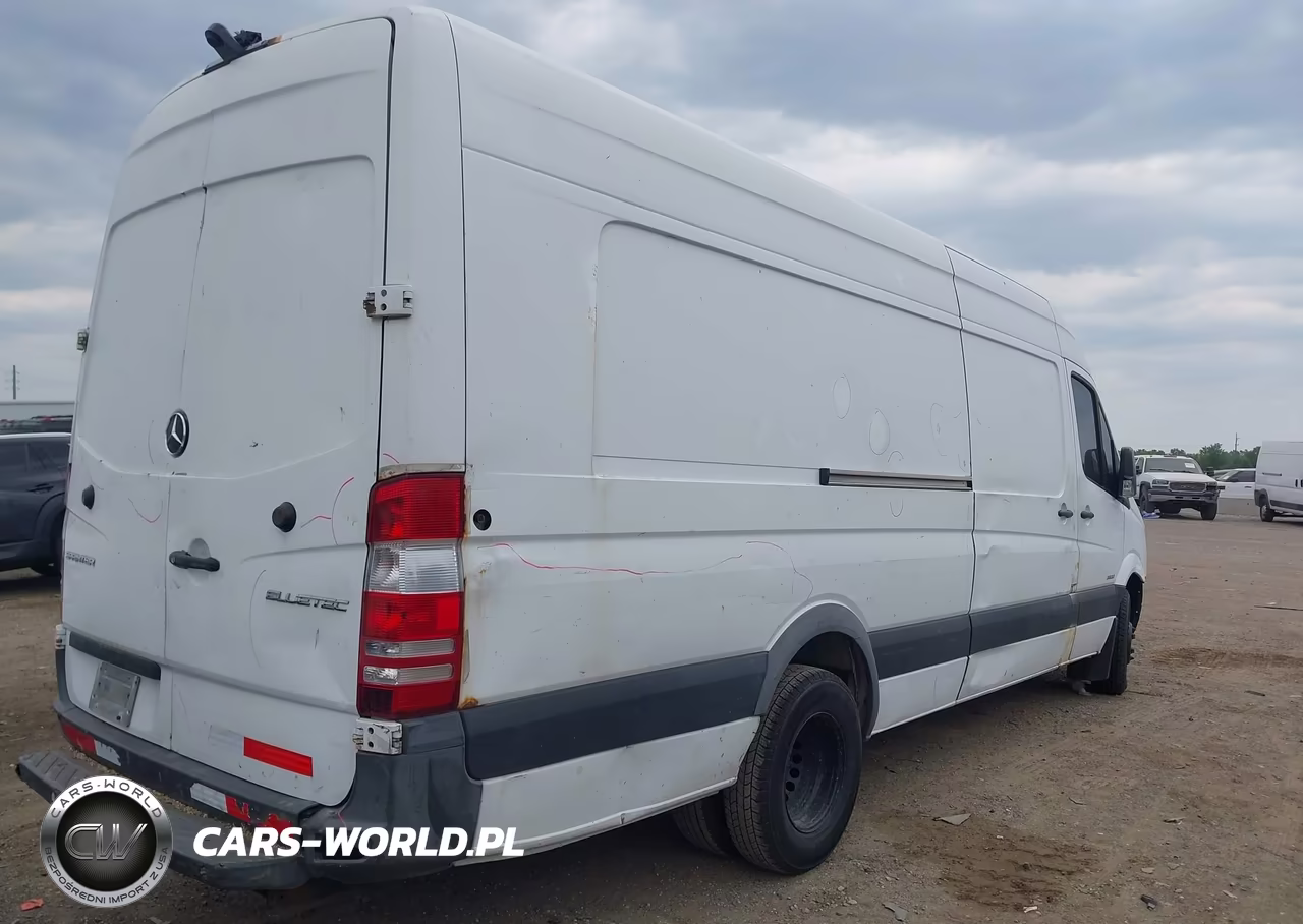 2015 Mercedes-Benz Sprinter 3500 High Roof VIN:WD3PF1DC1FP128815 - 4