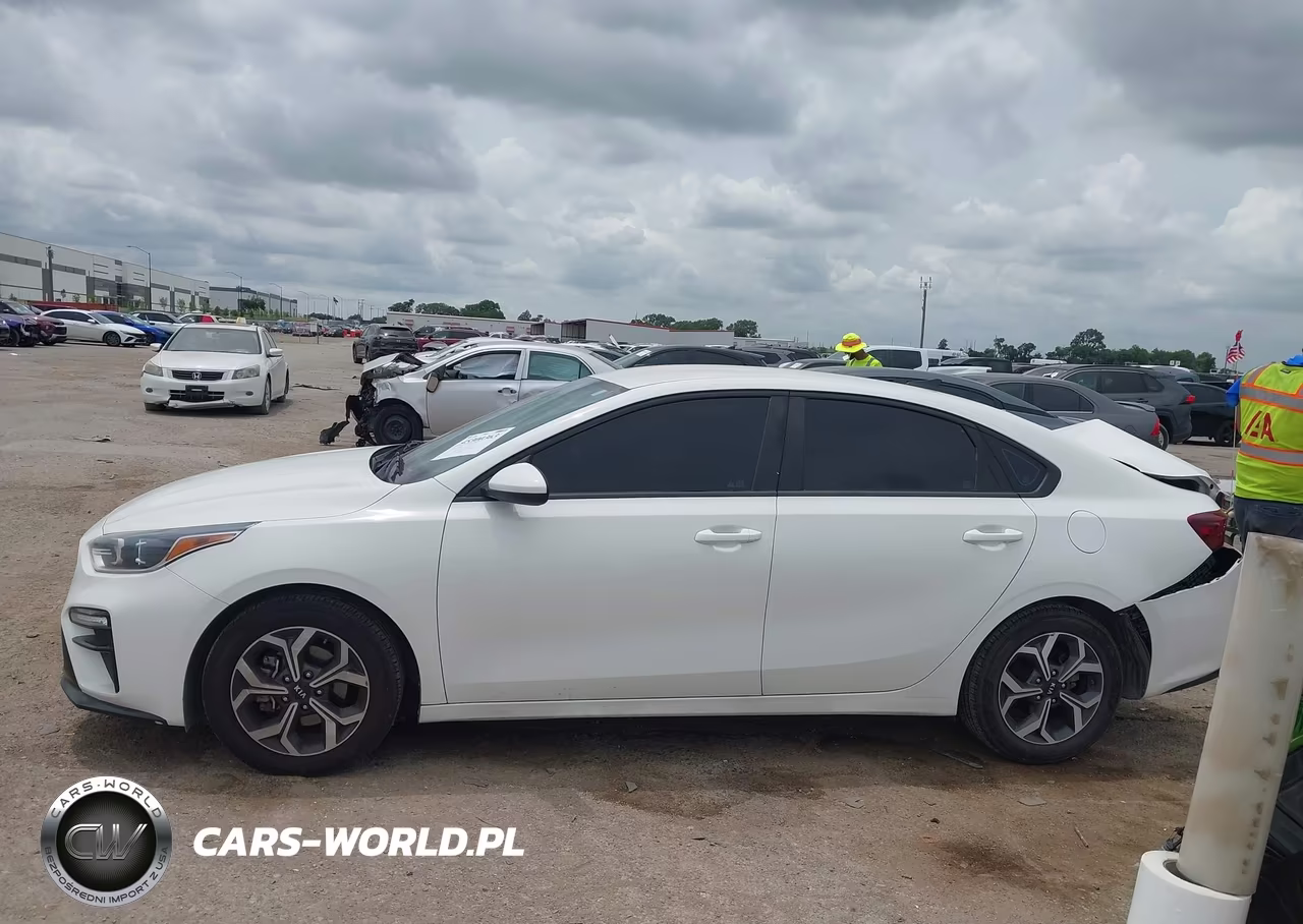 2020 Kia Forte Lxs VIN:3KPF24AD6LE143236 - 14