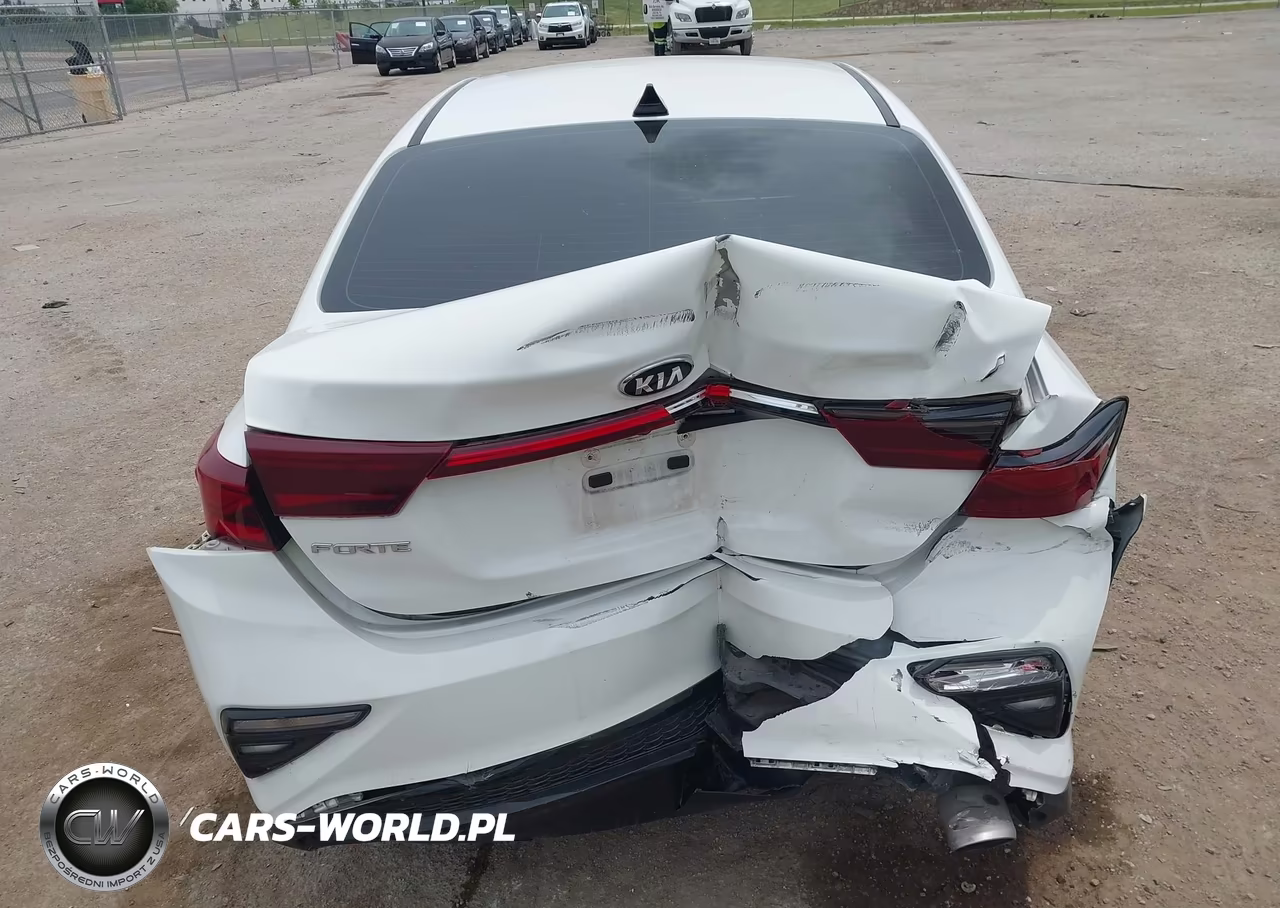 2020 Kia Forte Lxs VIN:3KPF24AD6LE143236 - 16