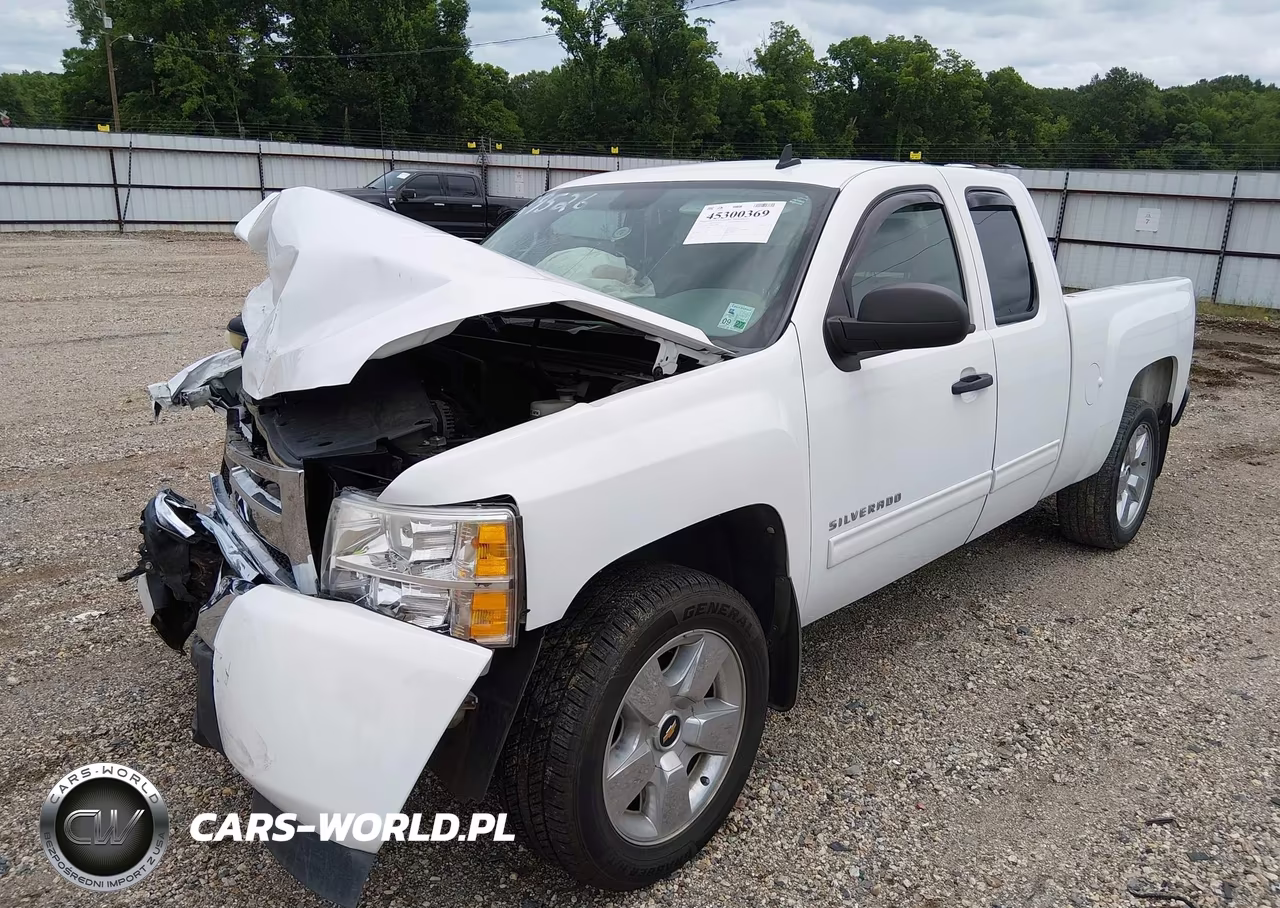 2011 Chevrolet Silverado 1500 Ls VIN:1GCRCREA8BZ417062 - 2