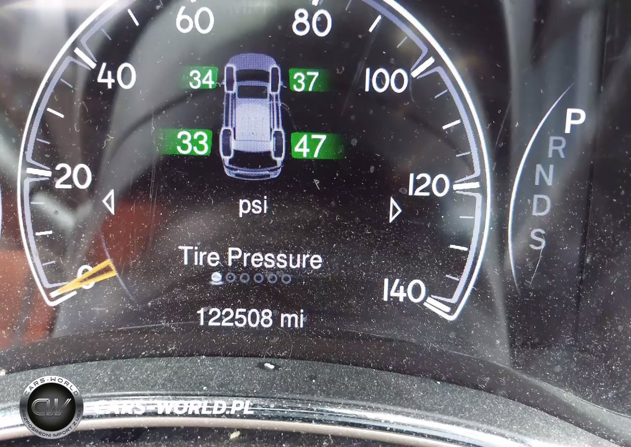 2015 Jeep Grand Cherokee Laredo VIN:1C4RJFAG4FC903195 - 15