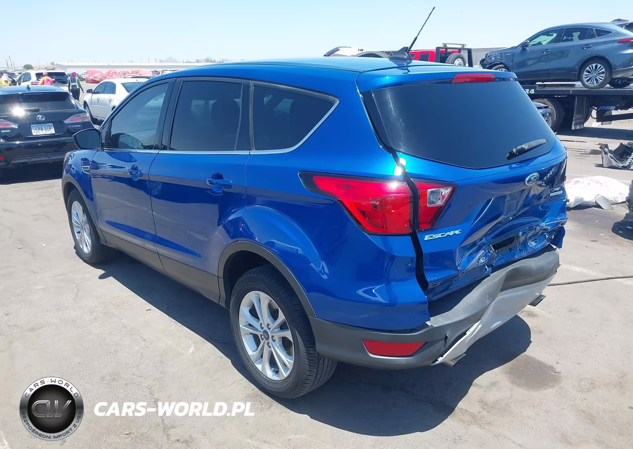2019 Ford Escape Se VIN:1FMCU0GD5KUC27749 - 3