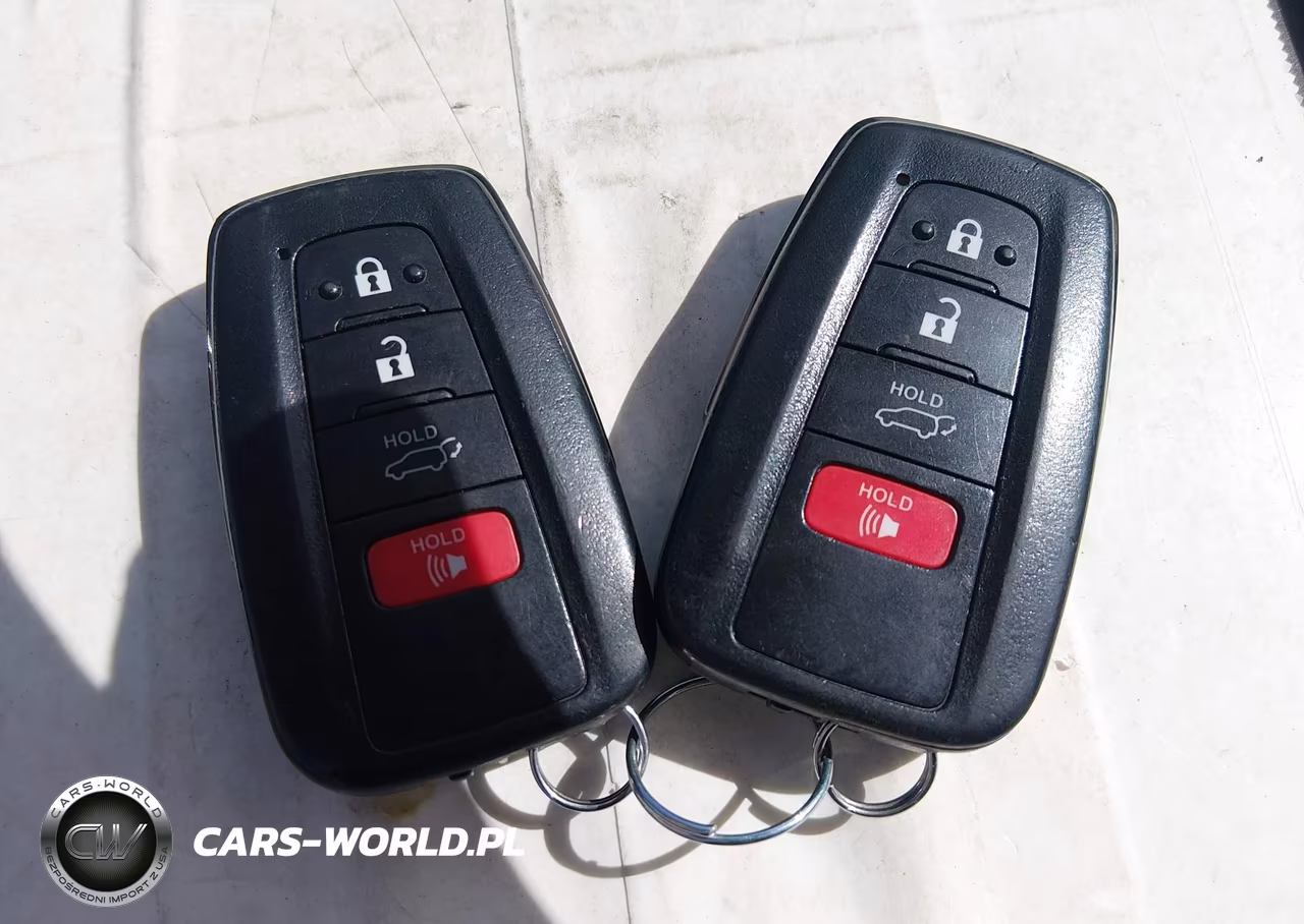 2020 Toyota Rav4 Hybrid Xle VIN:2T3RWRFV4LW057072 - 11