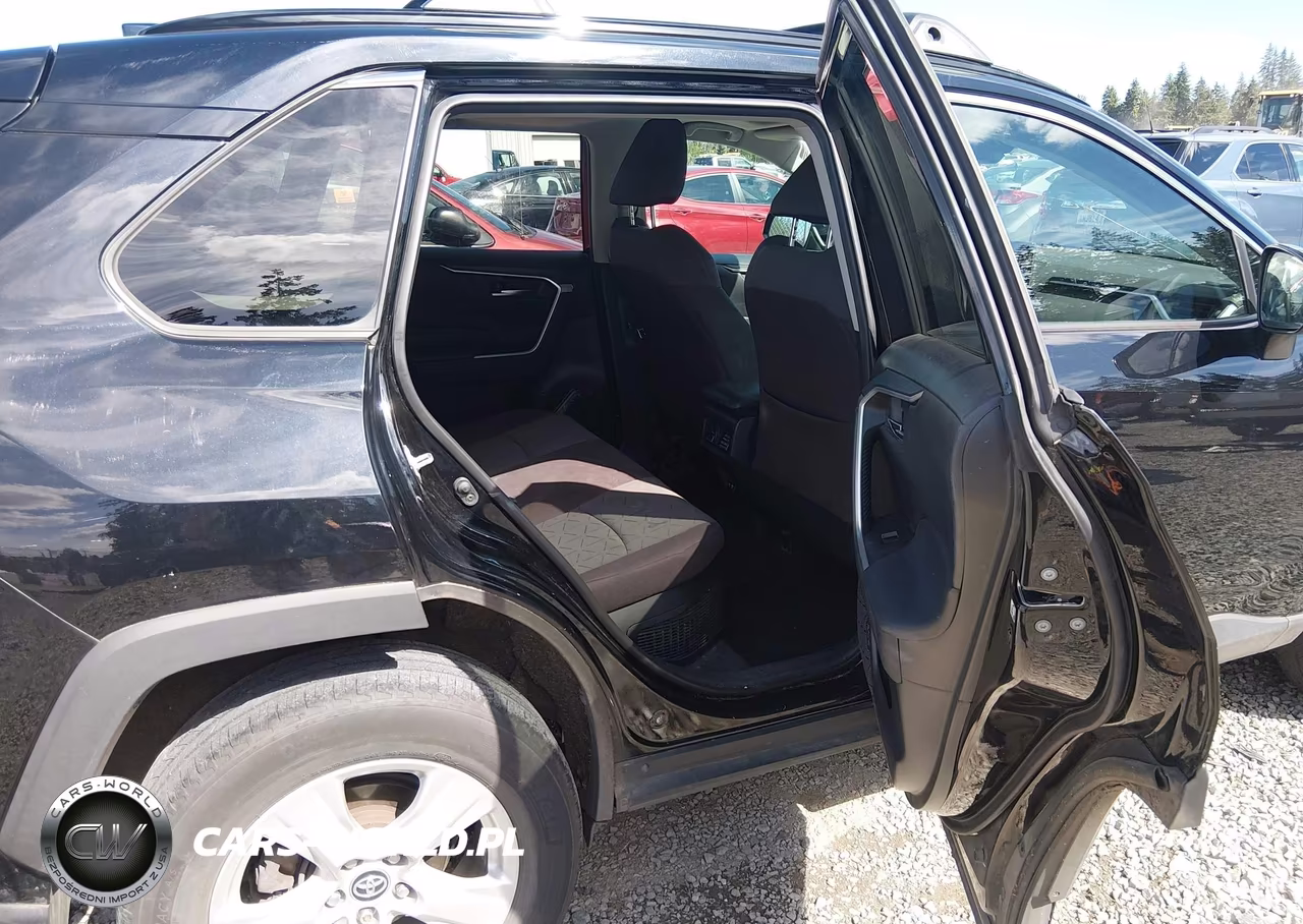 2020 Toyota Rav4 Hybrid Xle VIN:2T3RWRFV4LW057072 - 8
