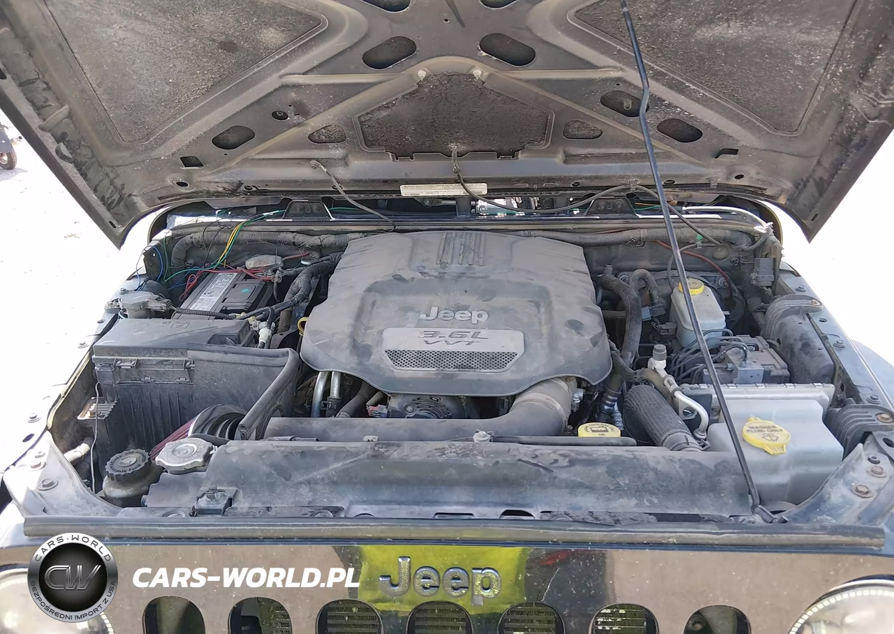 2012 Jeep Wrangler Unlimited Sport VIN:1C4BJWDG8CL200899 - 10