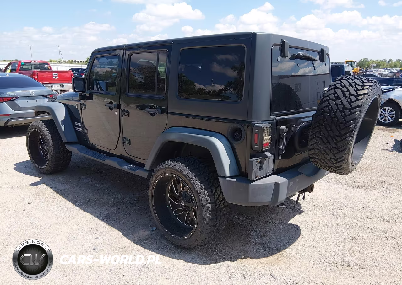 2012 Jeep Wrangler Unlimited Sport VIN:1C4BJWDG8CL200899 - 3