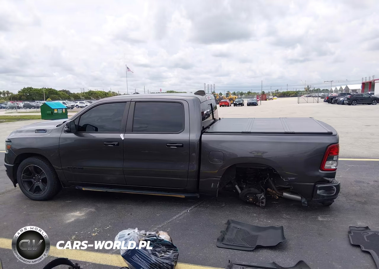 2024 Ram 1500 Big Horn 4X2 5'7 Box VIN:1C6RREFTXRN122657 - 14