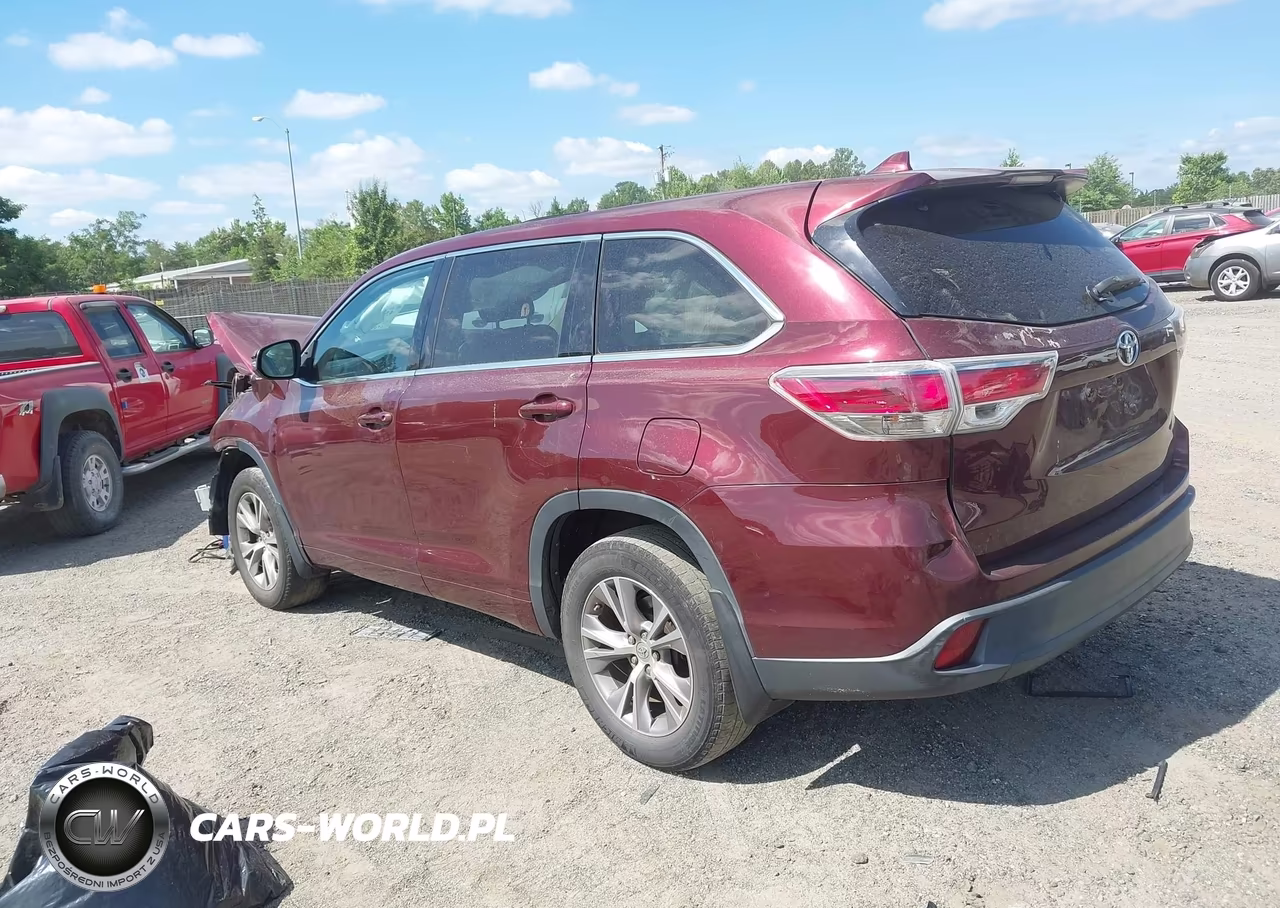 2015 Toyota Highlander Le Plus V6 VIN:5TDBKRFH4FS154415 - 3