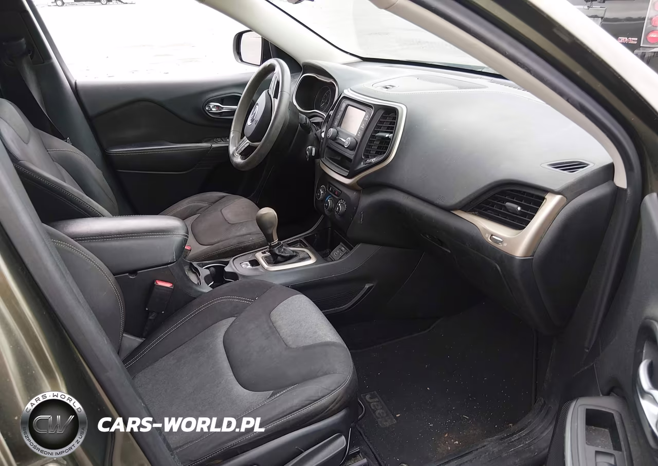 2014 Jeep Cherokee Sport VIN:1C4PJLAB0EW194370 - 5