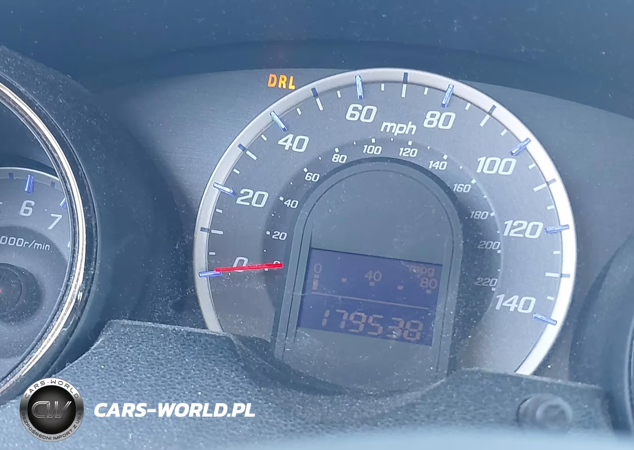 2012 Honda Fit Sport VIN:JHMGE8H51CC006101 - 16