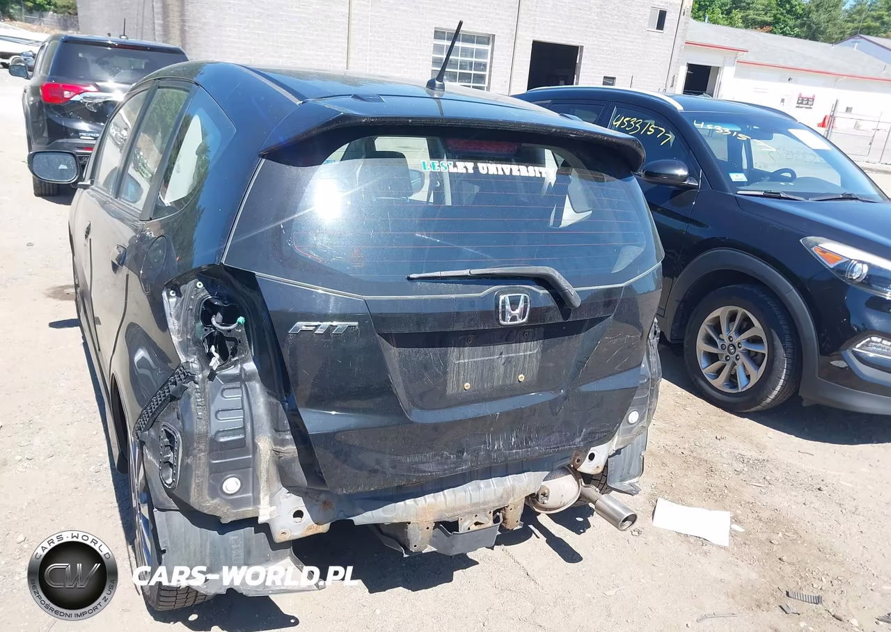 2012 Honda Fit Sport VIN:JHMGE8H51CC006101 - 17