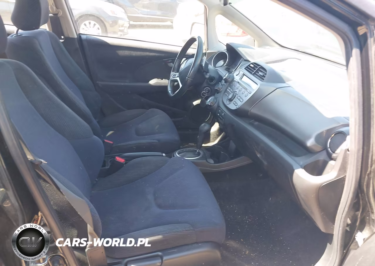 2012 Honda Fit Sport VIN:JHMGE8H51CC006101 - 5