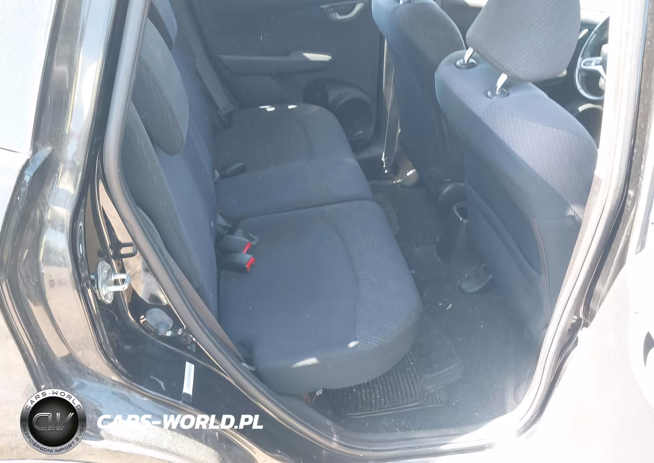 2012 Honda Fit Sport VIN:JHMGE8H51CC006101 - 8