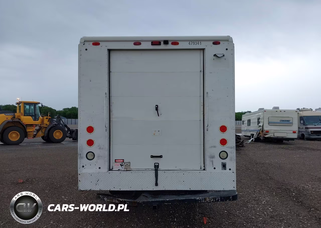 2007 Freightliner Chassis M Line Walk-In Van VIN:4UZAAPCP47CY69014 - 15