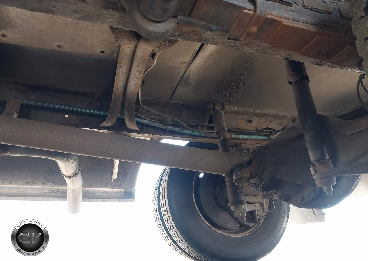 2007 Freightliner Chassis M Line Walk-In Van VIN:4UZAAPCP47CY69014 - 18