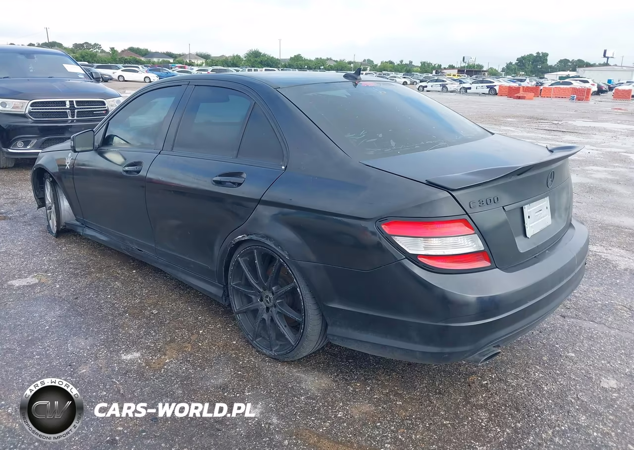 2011 Mercedes-Benz C 300 Luxury-Sport VIN:WDDGF5EB1BA418266 - 3