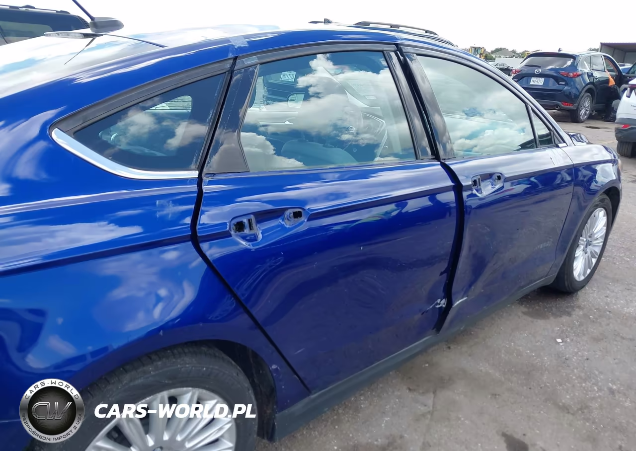 2015 Ford Fusion Hybrid S VIN:3FA6P0UU2FR267173 - 15