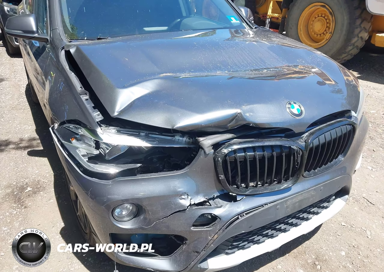 2018 BMW X1 xDrive28I VIN:WBXHT3C31J5K30929 - 6