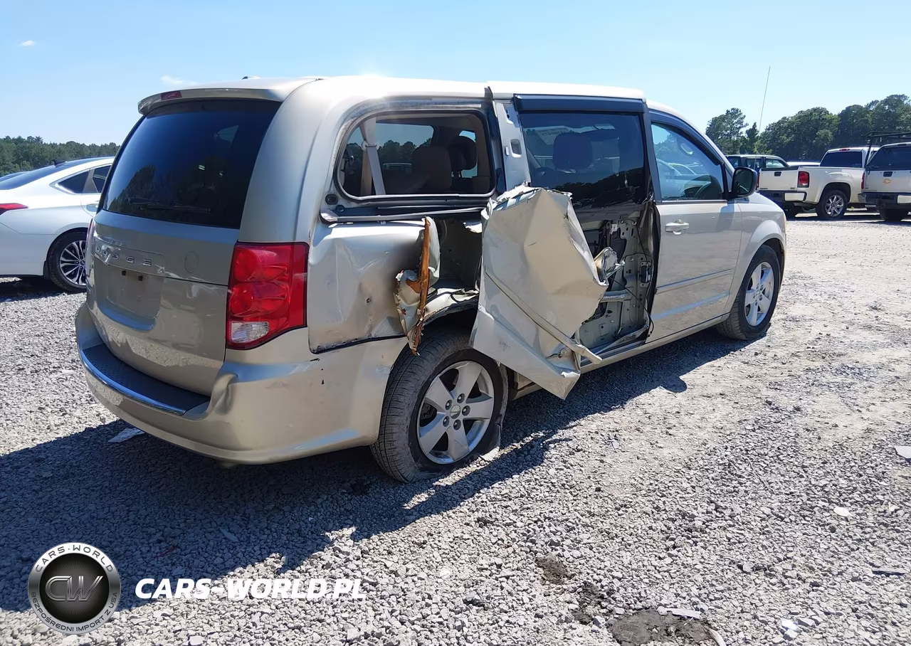2013 Dodge Grand Caravan Se VIN:2C4RDGBG4DR799789 - 4