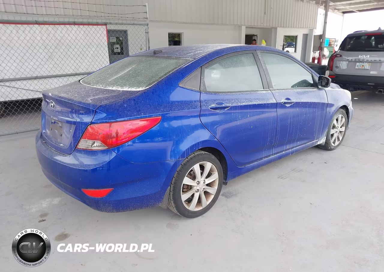 2014 Hyundai Accent Gls VIN:KMHCU4AE3EU608190 - 4