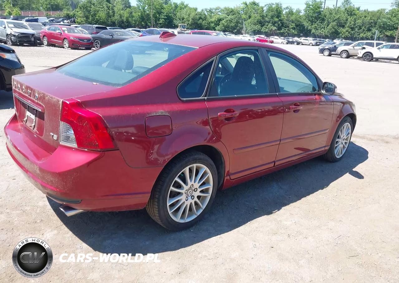 2011 Volvo S40 T5 VIN:YV1672MS0B2550300 - 4
