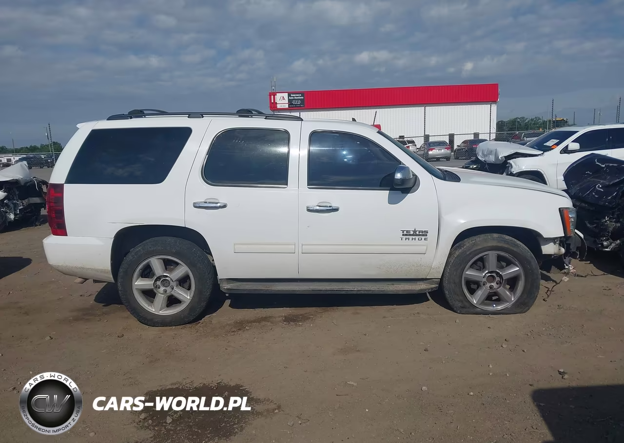 2011 Chevrolet Tahoe Ls VIN:1GNSCAE09BR395218 - 13