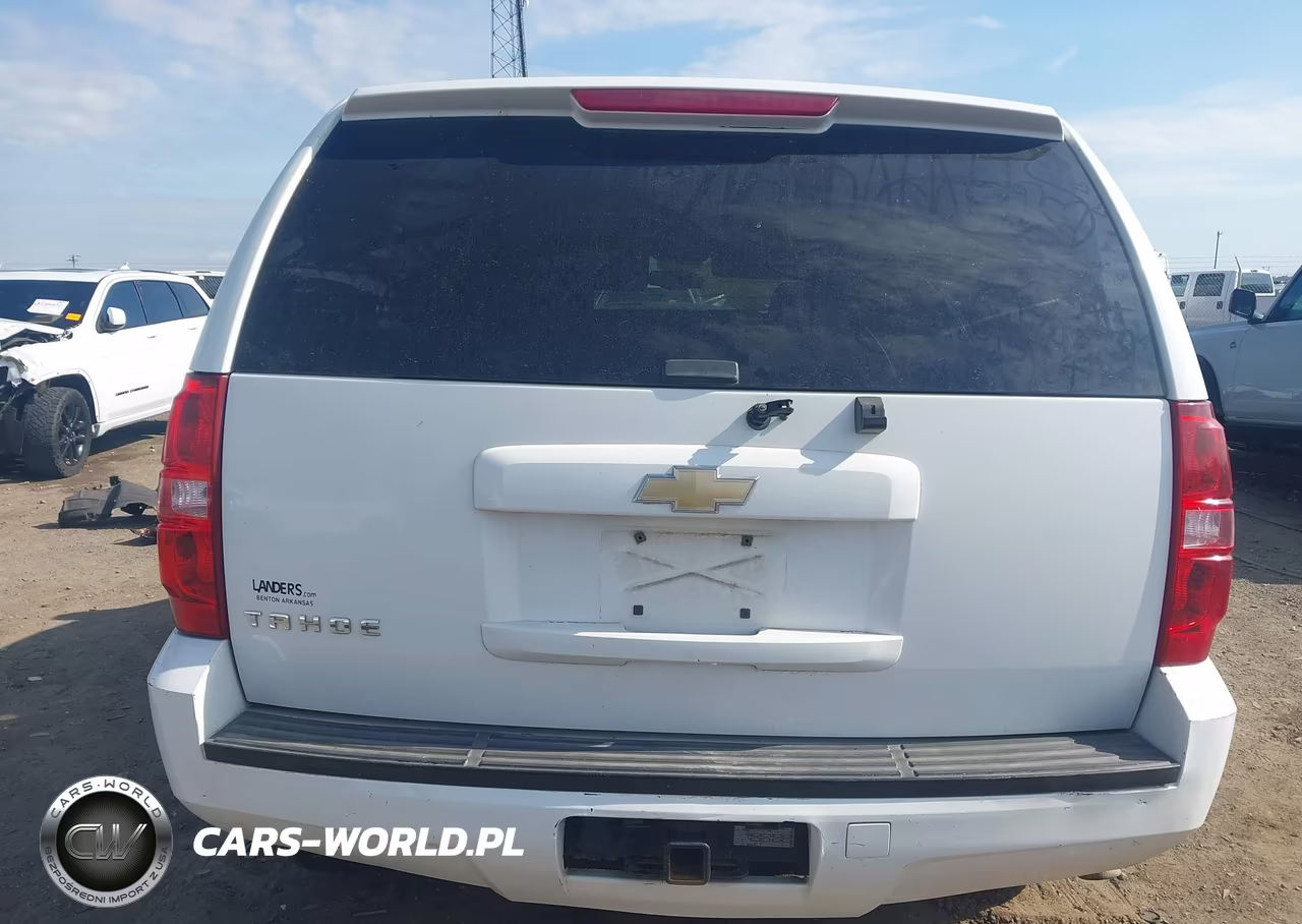 2011 Chevrolet Tahoe Ls VIN:1GNSCAE09BR395218 - 16