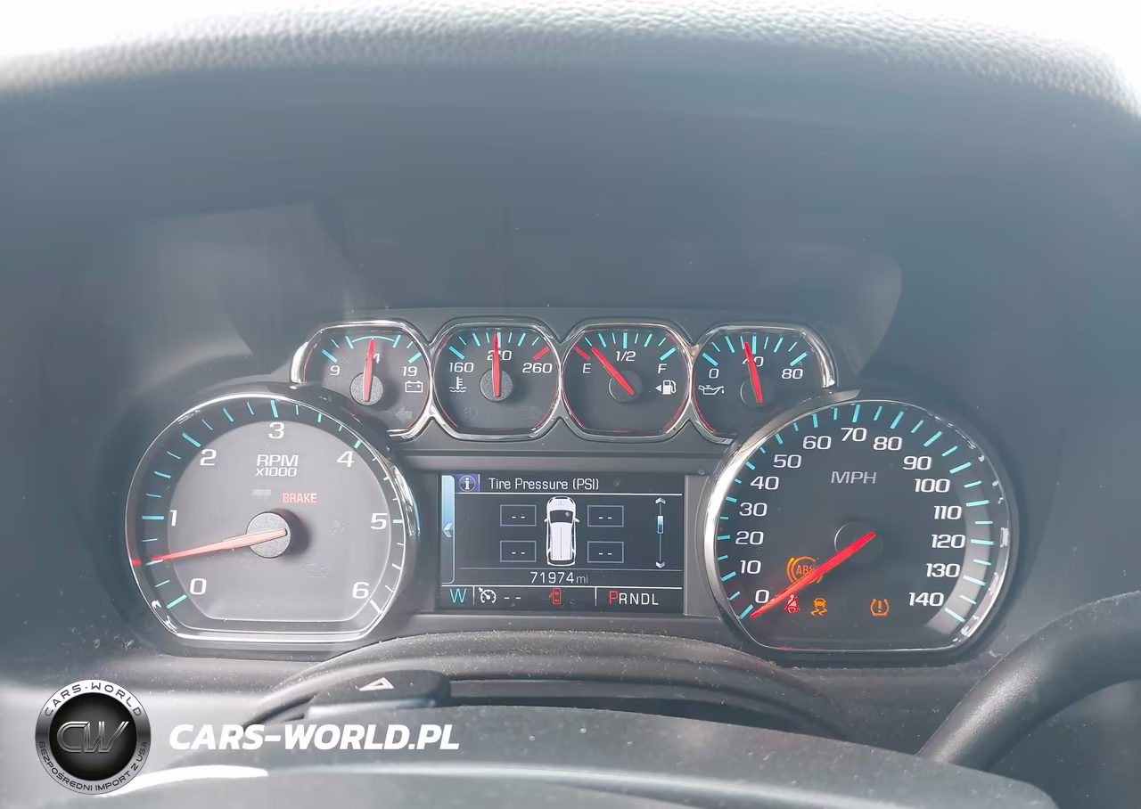 2017 Chevrolet Tahoe Ls VIN:1GNSCAKC7HR231988 - 7