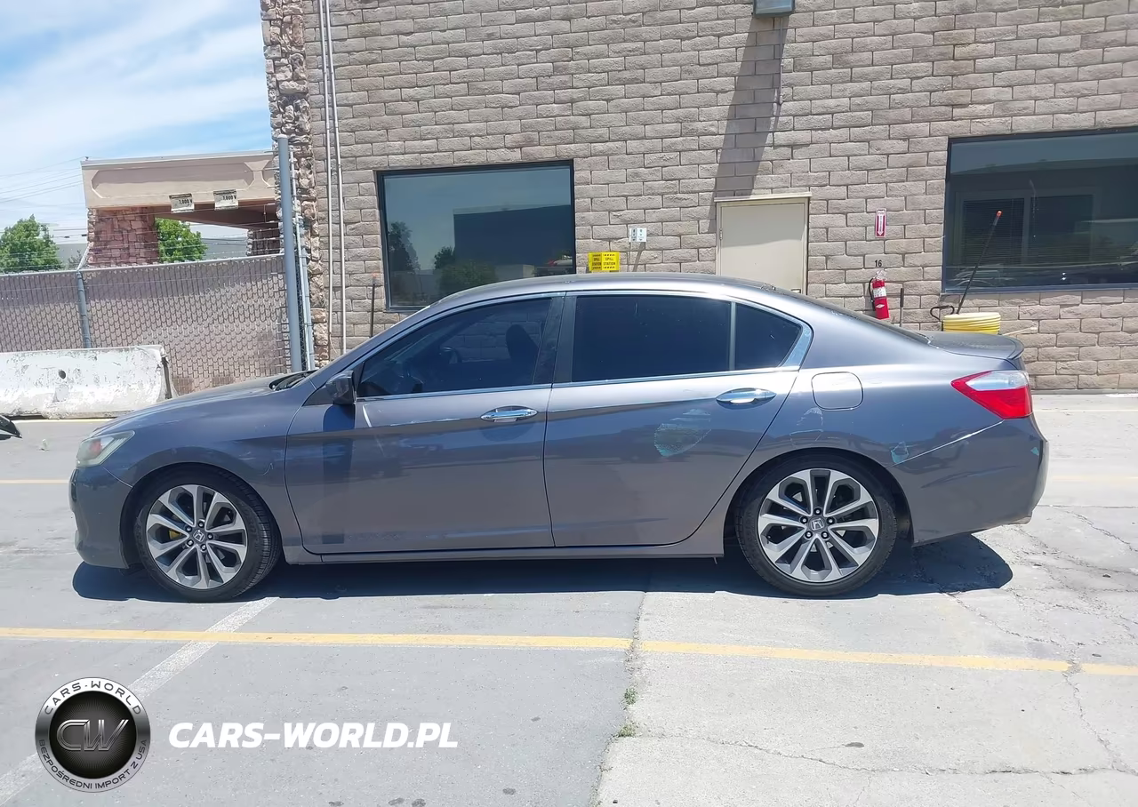 2015 Honda Accord Sport VIN:1HGCR2F53FA236566 - 14