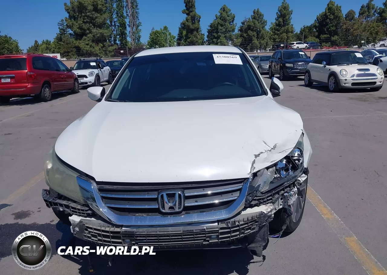 2015 Honda Accord Sport VIN:1HGCR2F53FA068458 - 13