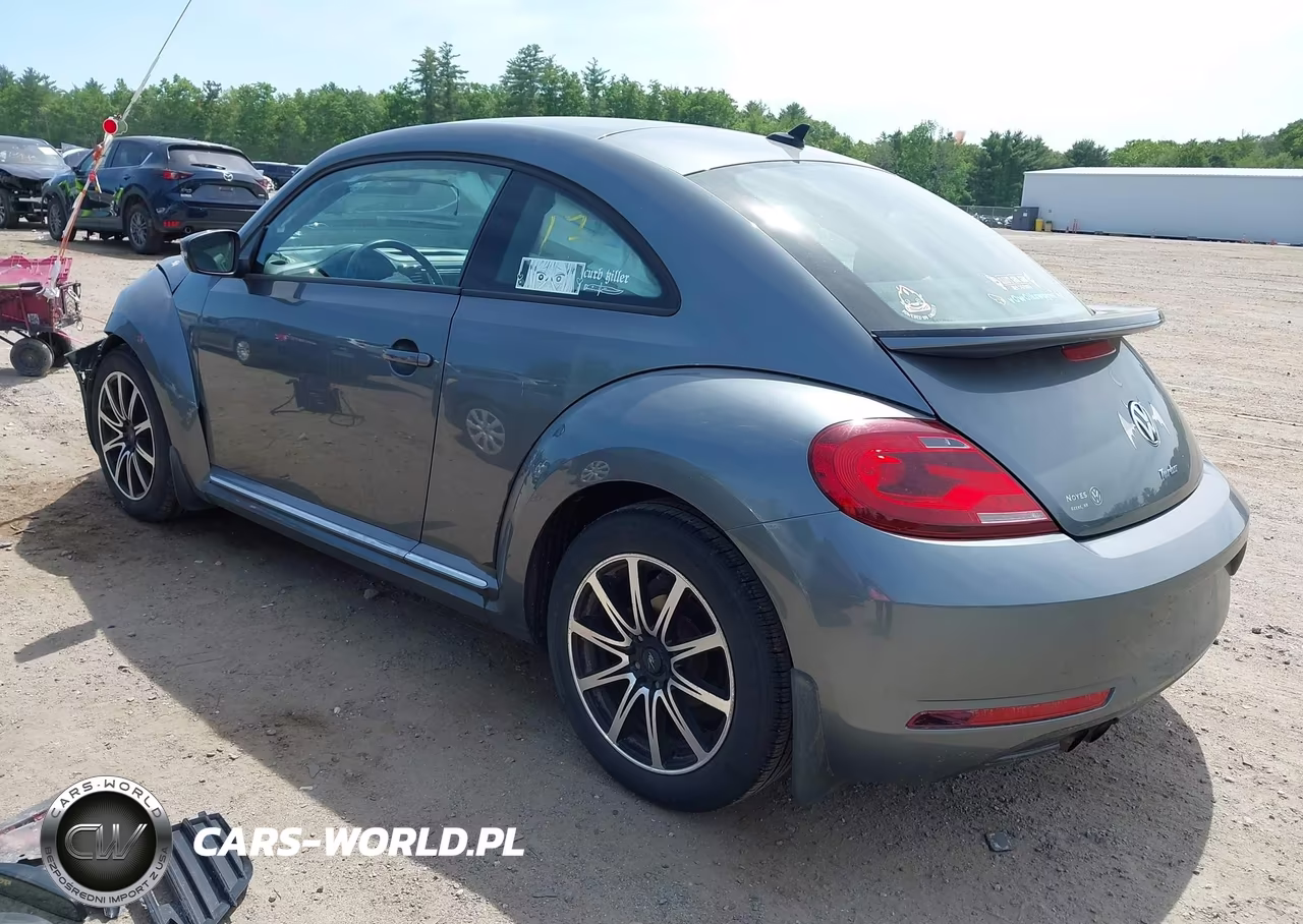 2018 Volkswagen Beetle 2.0T Coast-2.0T S VIN:3VWFD7AT9JM711336 - 3