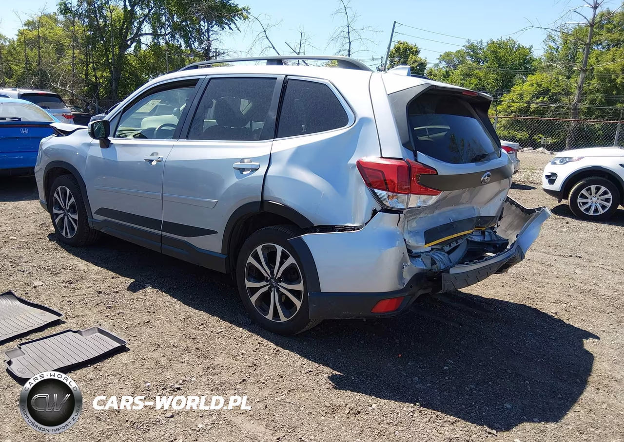 2019 Subaru Forester Limited VIN:JF2SKAUC3KH556290 - 3