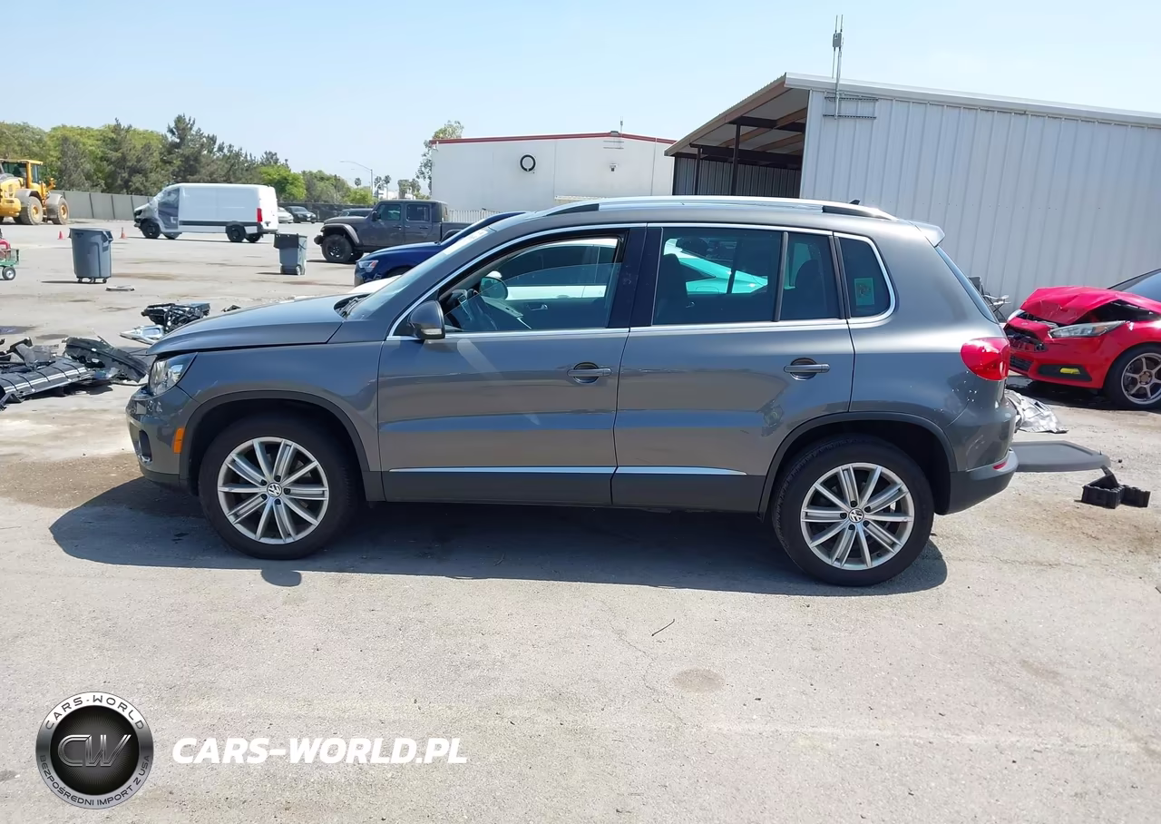 2016 Volkswagen Tiguan Se VIN:WVGAV7AX0GW611711 - 14