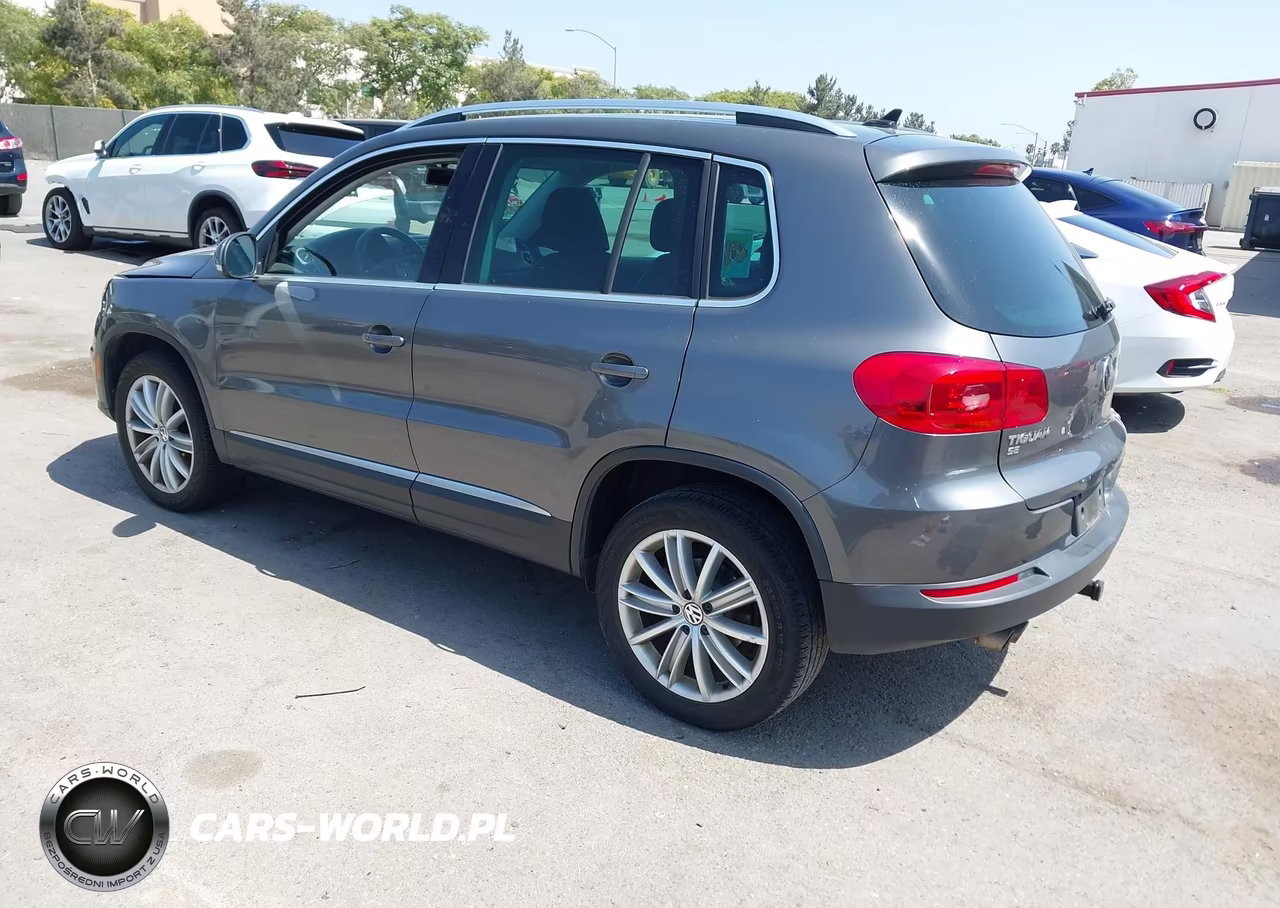 2016 Volkswagen Tiguan Se VIN:WVGAV7AX0GW611711 - 3