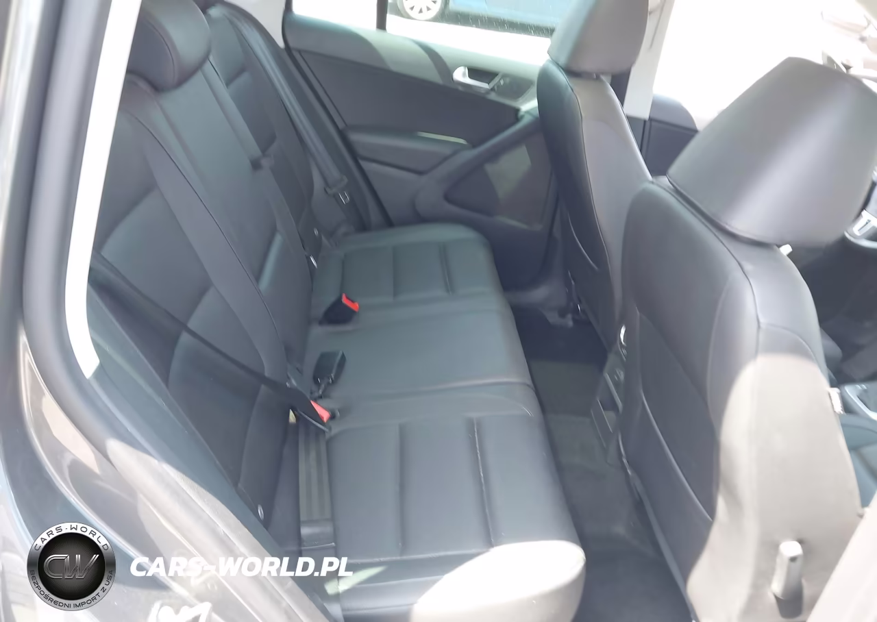 2016 Volkswagen Tiguan Se VIN:WVGAV7AX0GW611711 - 8
