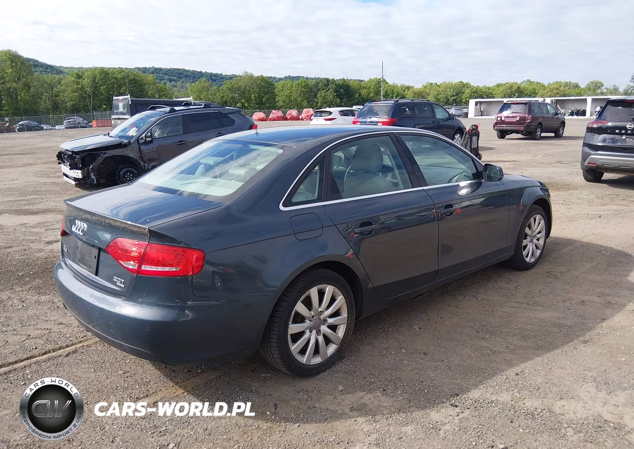 2010 Audi A4 2.0T Premium VIN:WAUFFAFL2AN052666 - 4