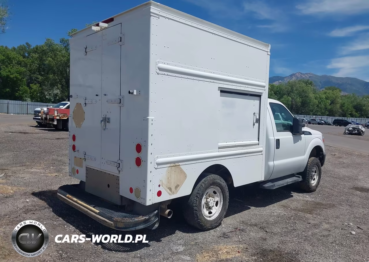 2015 Ford F-250 Xl VIN:1FDBF2B67FEA47599 - 4
