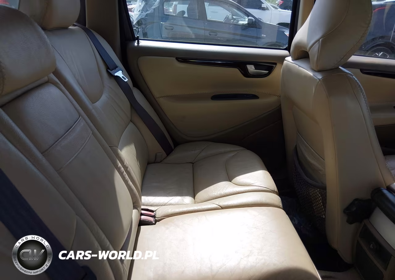 2001 Volvo V70 Xc VIN:YV1SZ58D111044386 - 8