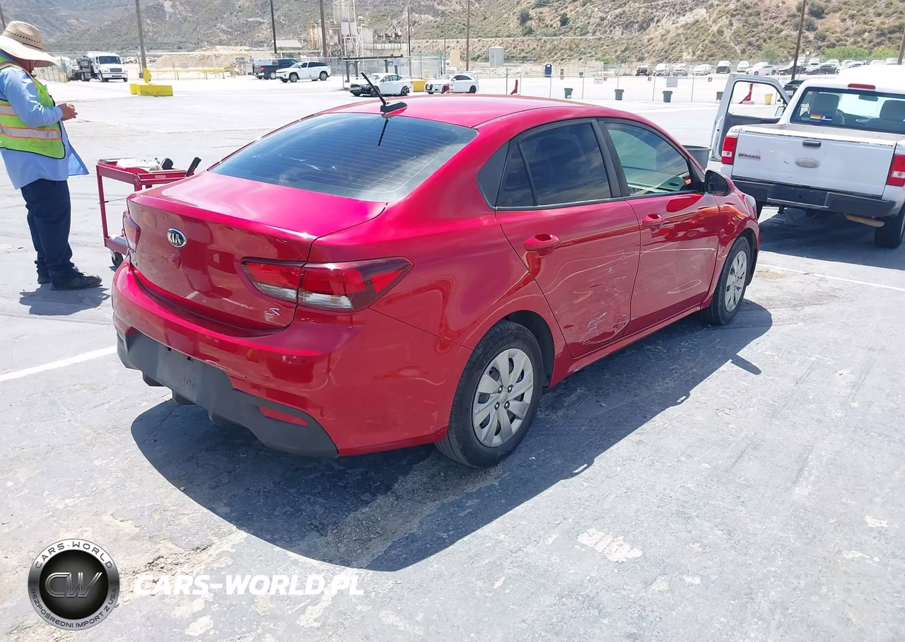 2018 Kia Rio S VIN:3KPA24AB4JE072981 - 4