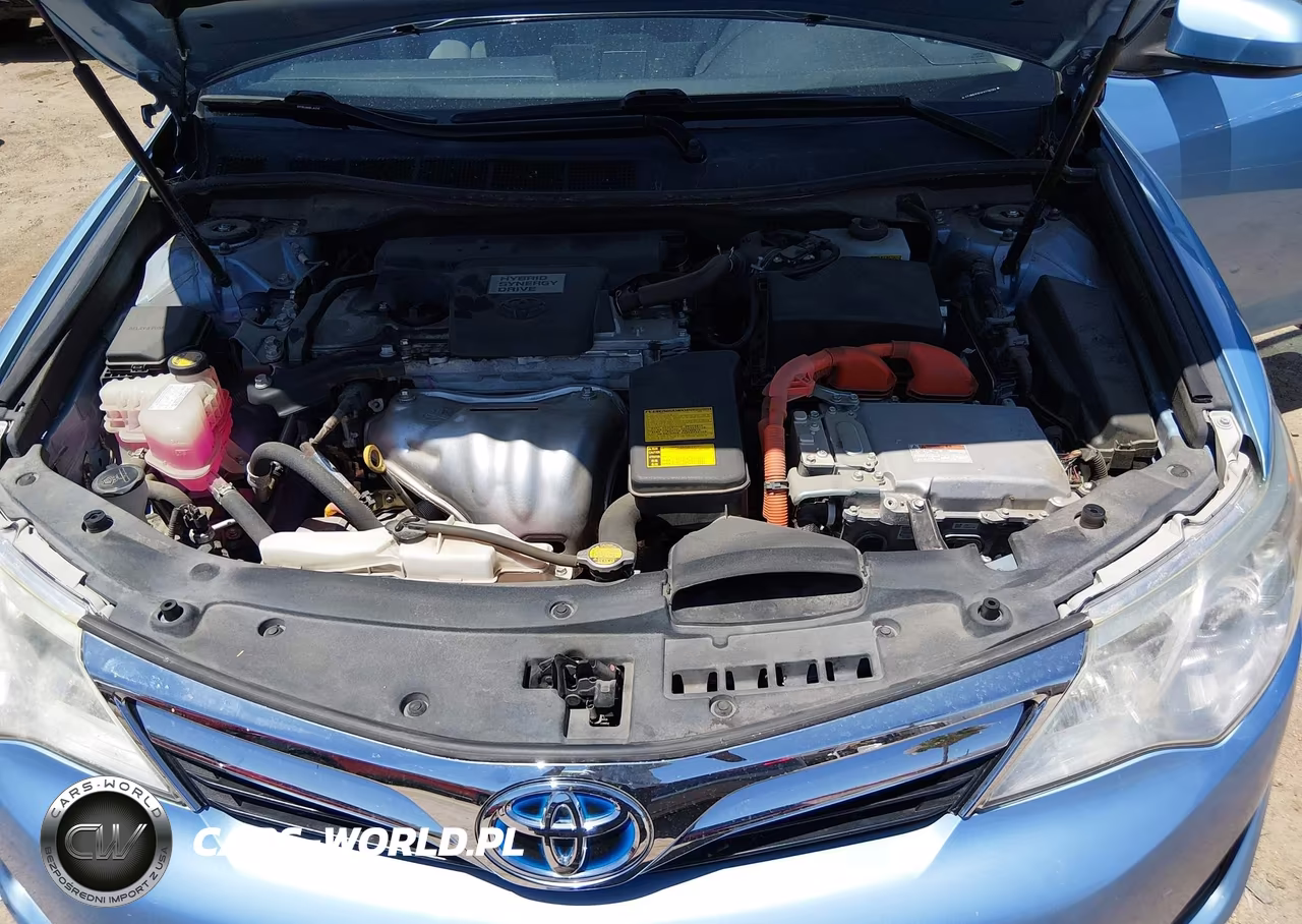 2014 Toyota Camry Hybrid Le VIN:4T1BD1FK5EU110193 - 10
