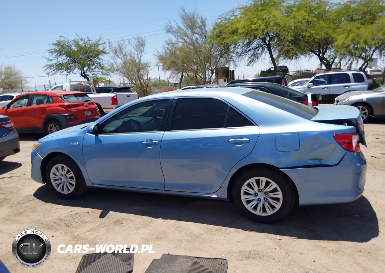 2014 Toyota Camry Hybrid Le VIN:4T1BD1FK5EU110193 - 13