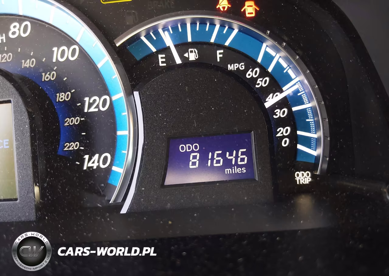 2014 Toyota Camry Hybrid Le VIN:4T1BD1FK5EU110193 - 14