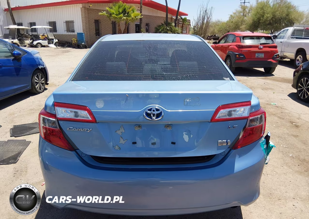2014 Toyota Camry Hybrid Le VIN:4T1BD1FK5EU110193 - 15