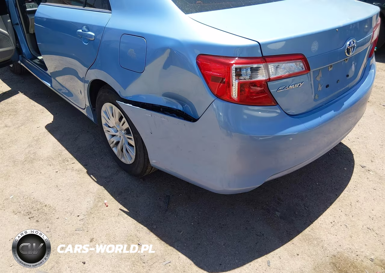 2014 Toyota Camry Hybrid Le VIN:4T1BD1FK5EU110193 - 6