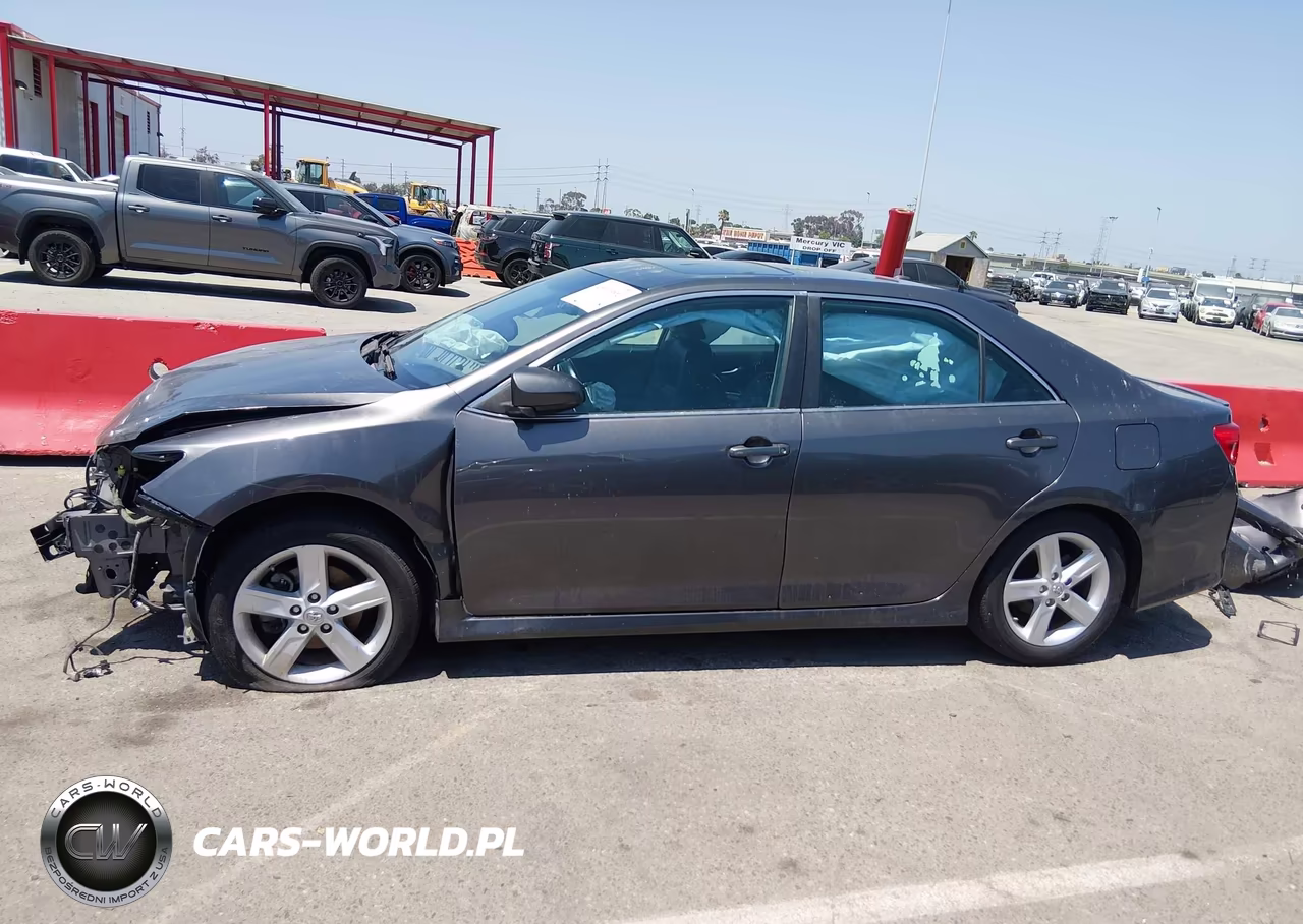 2014 Toyota Camry Se VIN:4T1BF1FK7EU348430 - 15