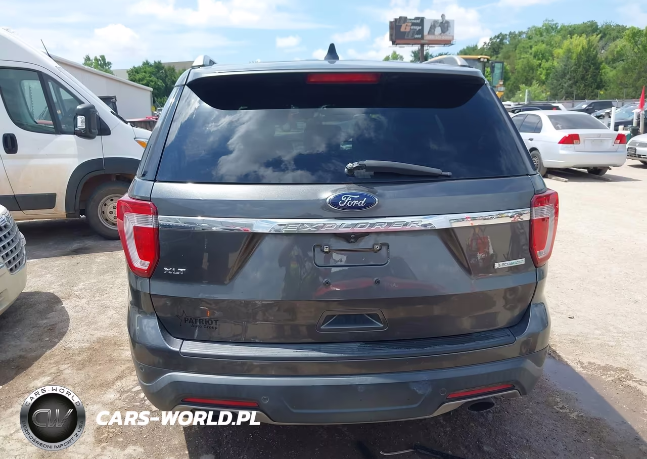 2018 Ford Explorer Xlt VIN:1FM5K7DH3JGA44510 - 16