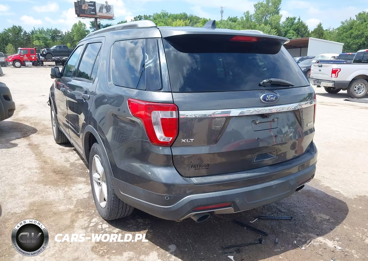 2018 Ford Explorer Xlt VIN:1FM5K7DH3JGA44510 - 3