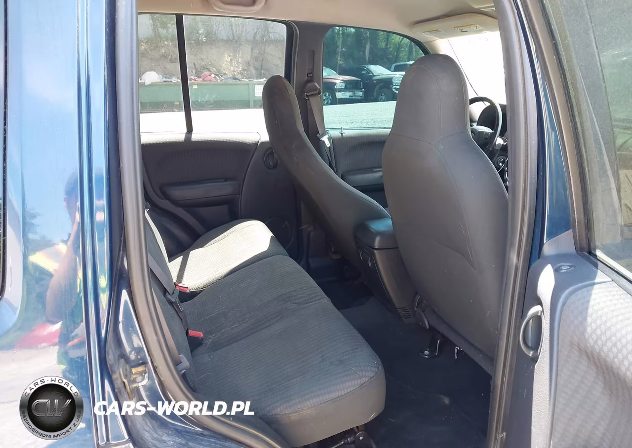 2002 Jeep Liberty Sport VIN:1J4GL48112W333246 - 8