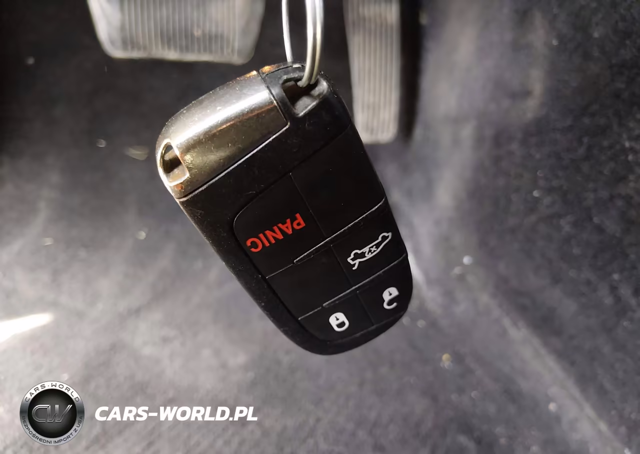 2017 Dodge Challenger Sxt VIN:2C3CDZAG4HH600744 - 11