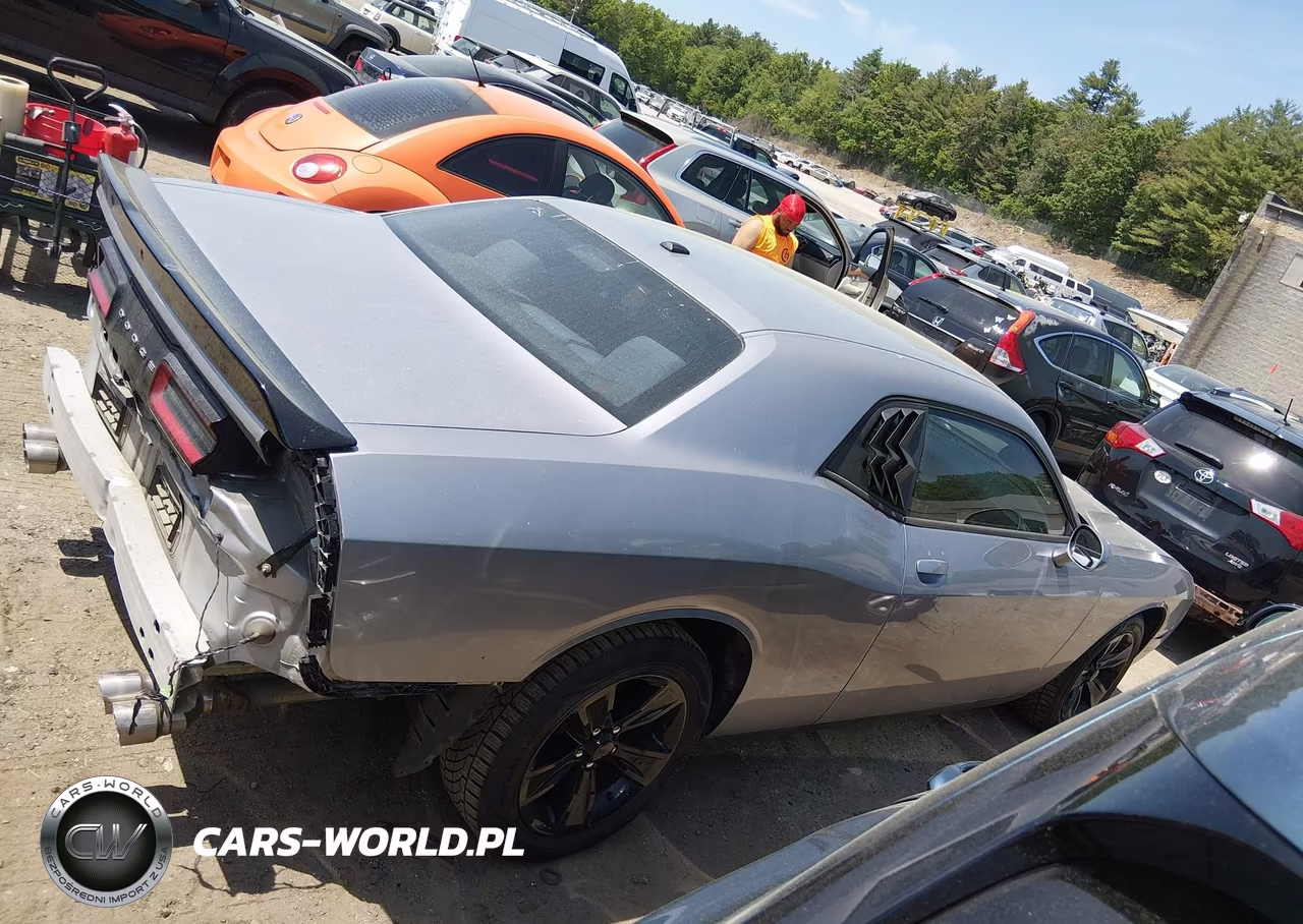 2017 Dodge Challenger Sxt VIN:2C3CDZAG4HH600744 - 14